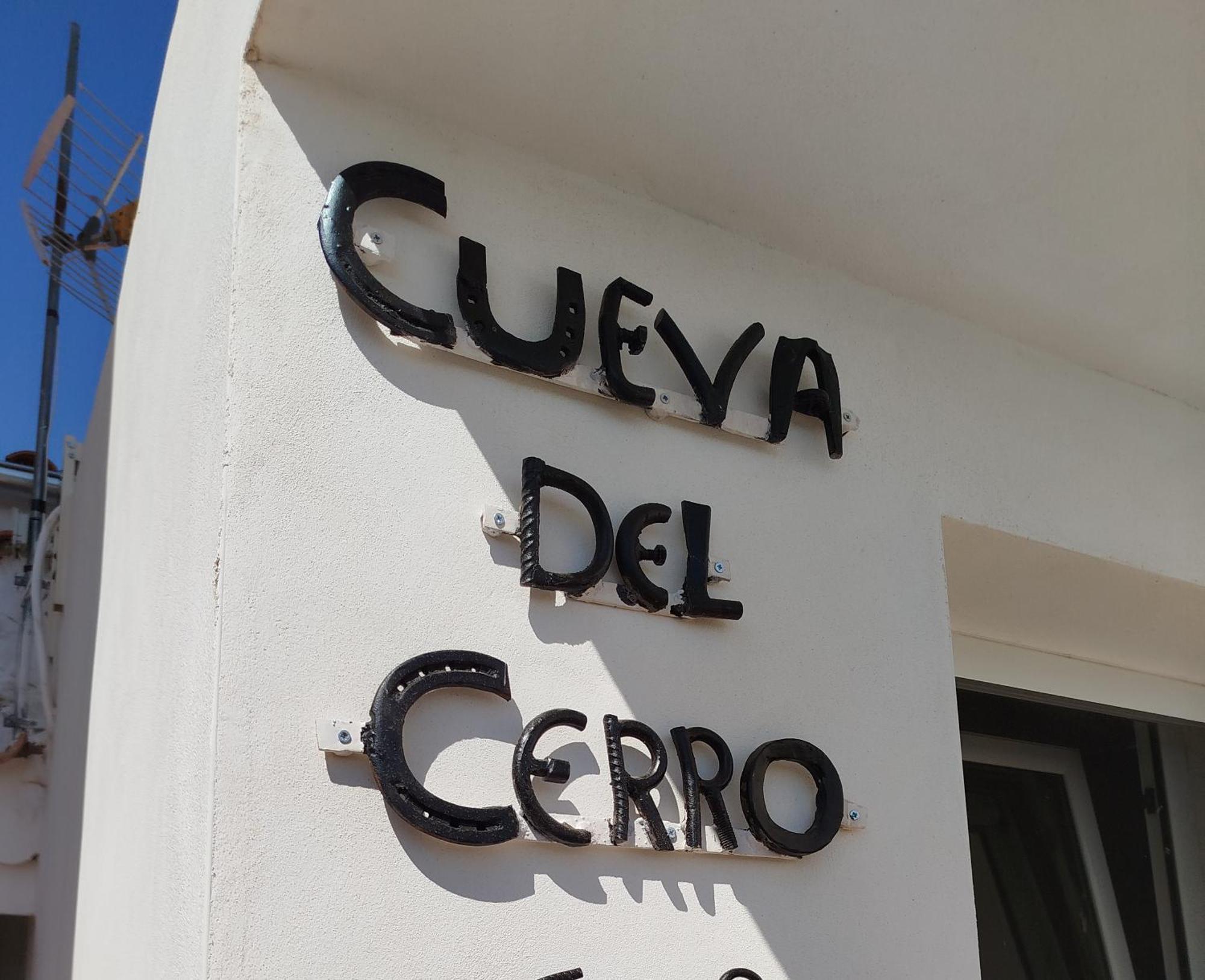 Alojamiento Rural Cueva Del Cerro Casas del Cerro ภายนอก รูปภาพ
